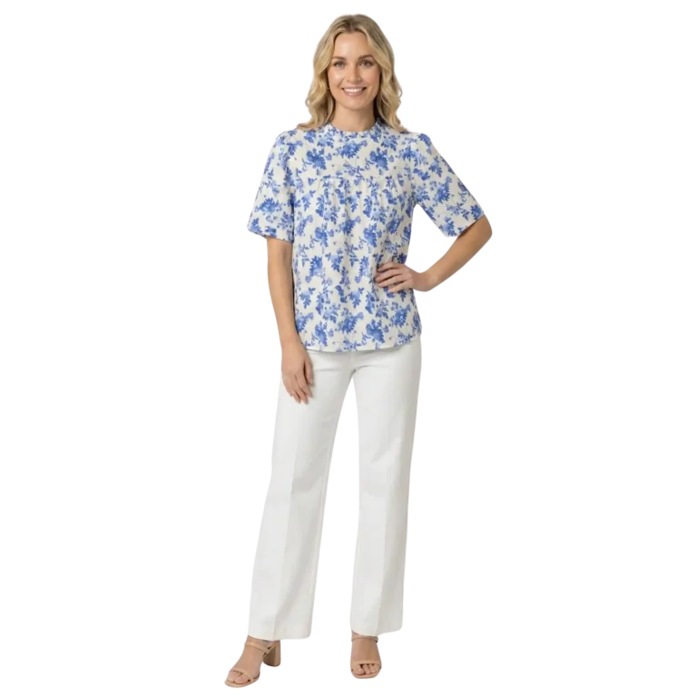 blue floral crinkle top white pants
